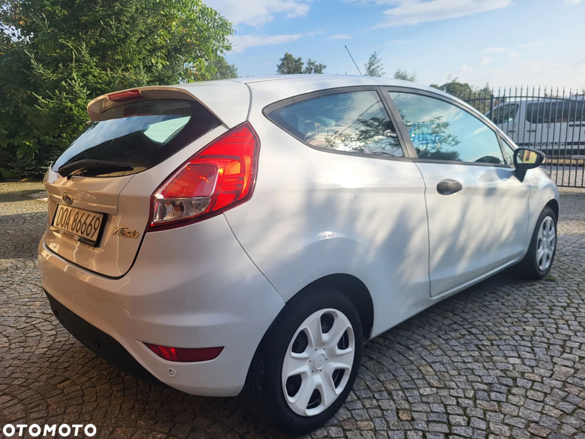 Ford Fiesta 1.6 TDCi Silver X - 4