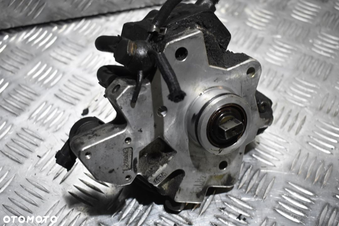 KIA Hyundai 2.0 CRD Pompa wtryskowa 0445010121 3310027400 - 4