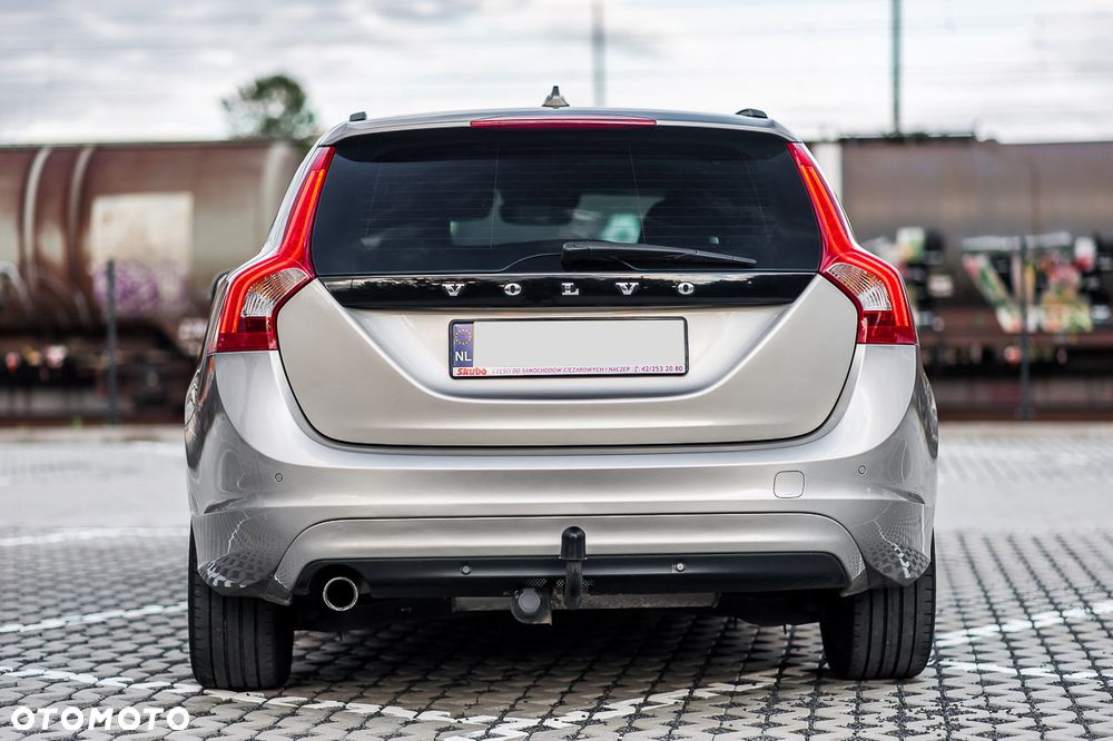 Volvo V60 - 10