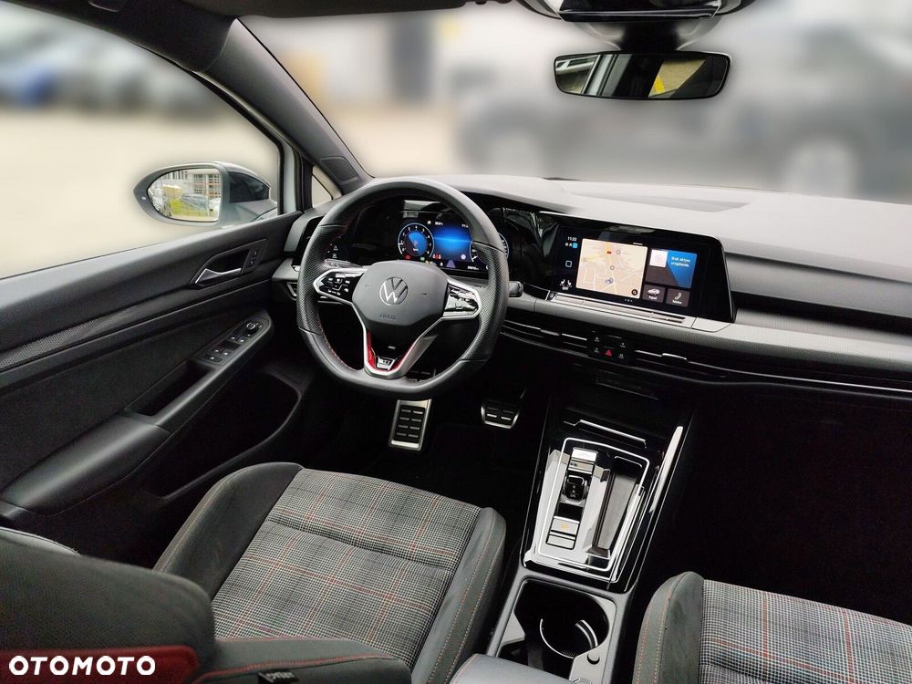 Volkswagen Golf - 15