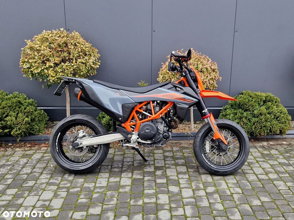 KTM SMC - 2