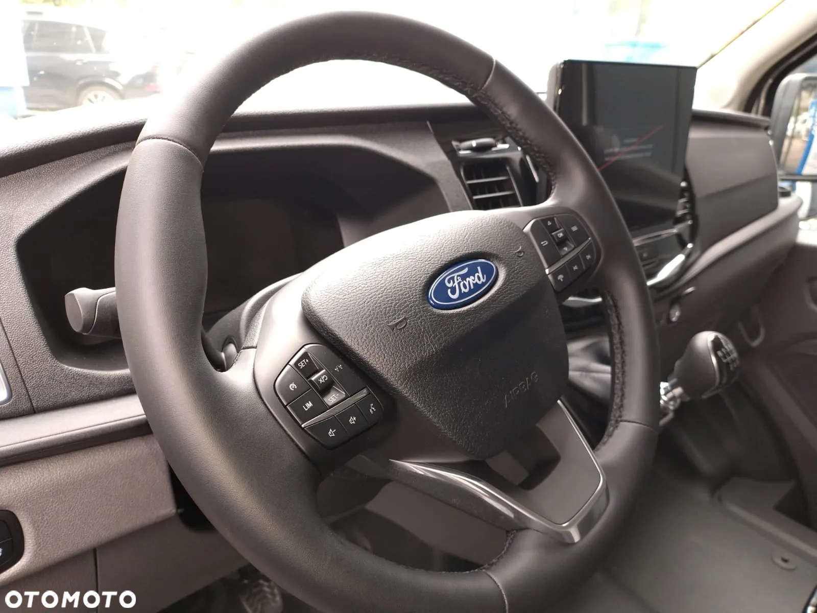 Ford TRANSIT VAN - 13