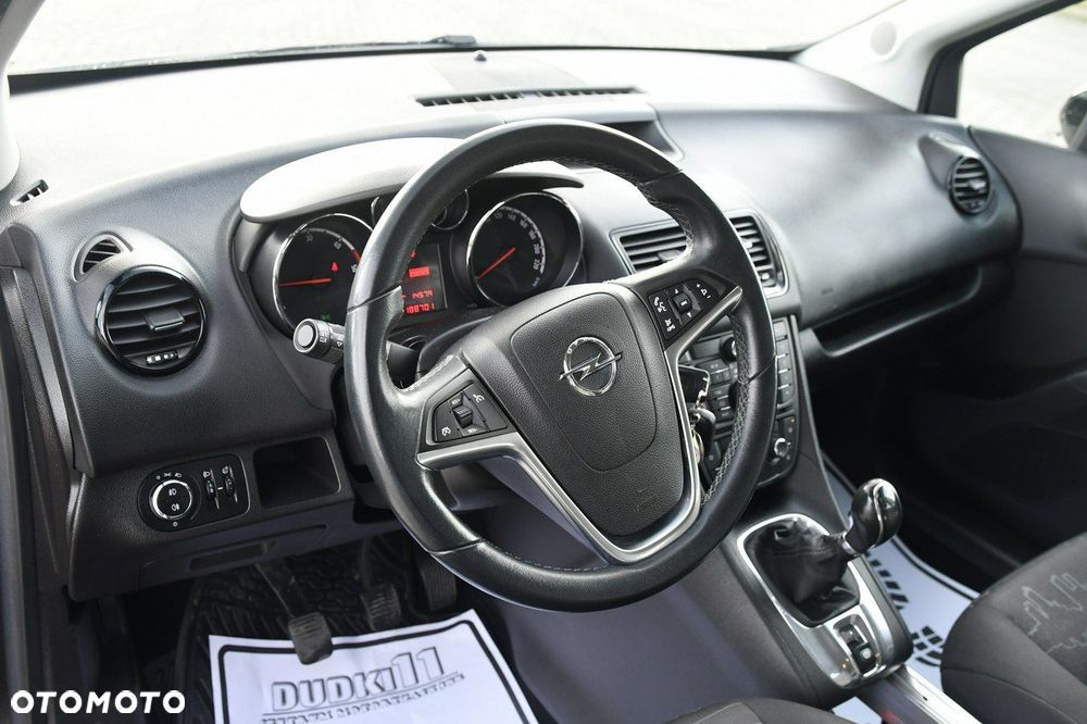 Opel Meriva - 13
