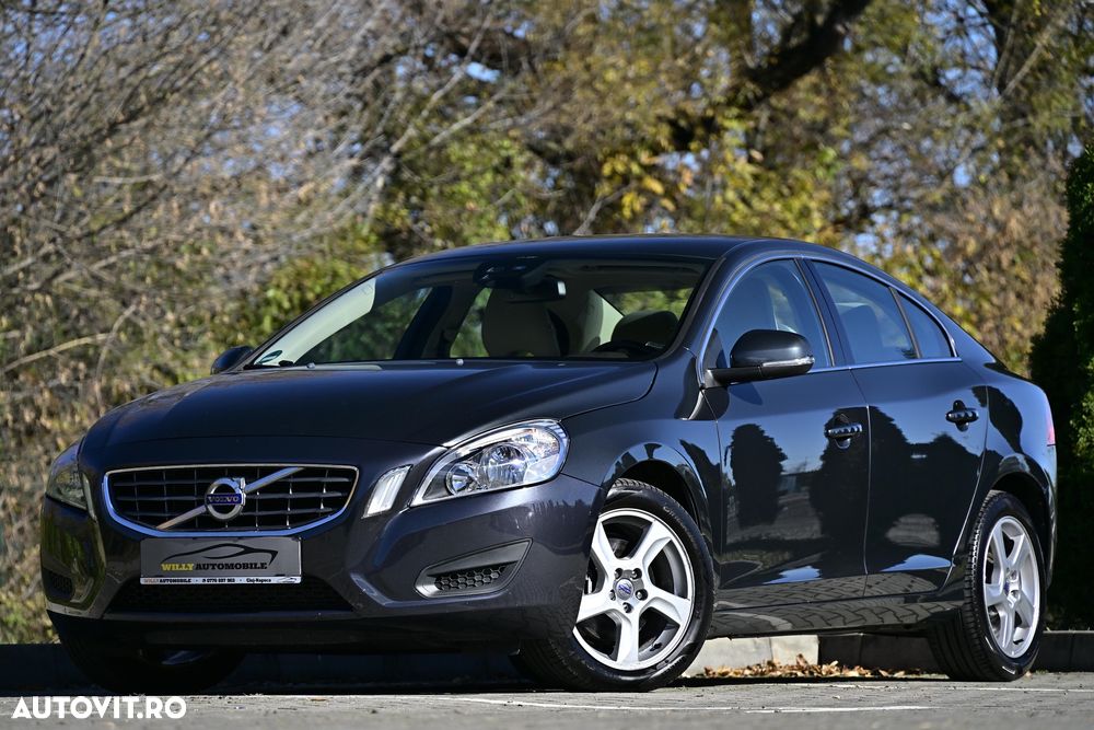 Volvo S60 D3 Geartronic - 27