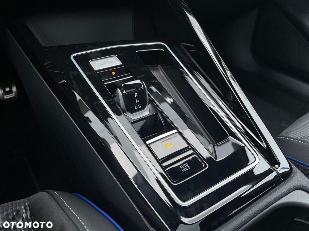 Volkswagen Golf Variant 2.0 TDI R-Line Plus DSG - 22