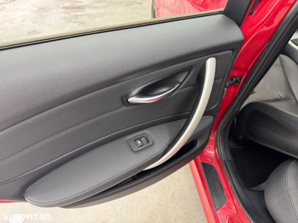 BMW Seria 1 120d DPF - 18