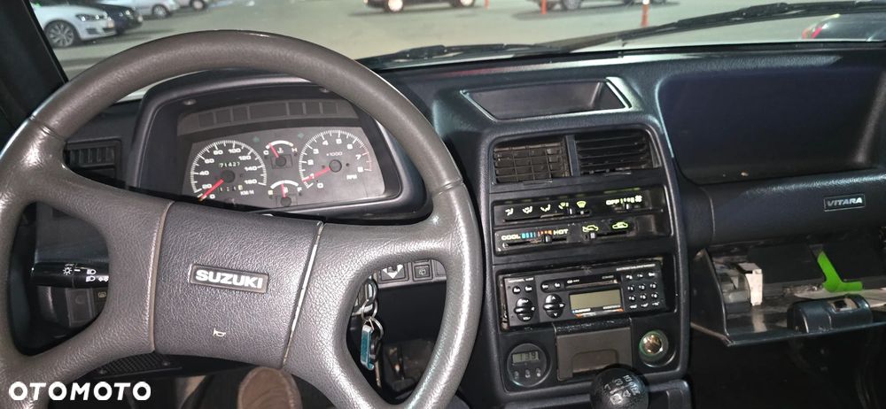 Suzuki Vitara - 11