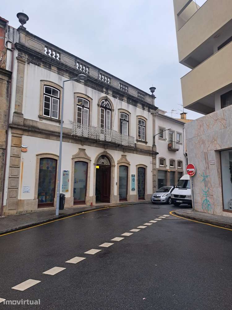 Apartamento T2 Centro Barcelos - Grande imagem: 3/27
