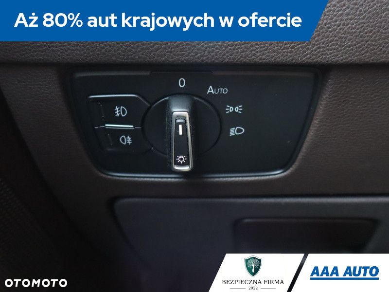 Volkswagen Passat - 21