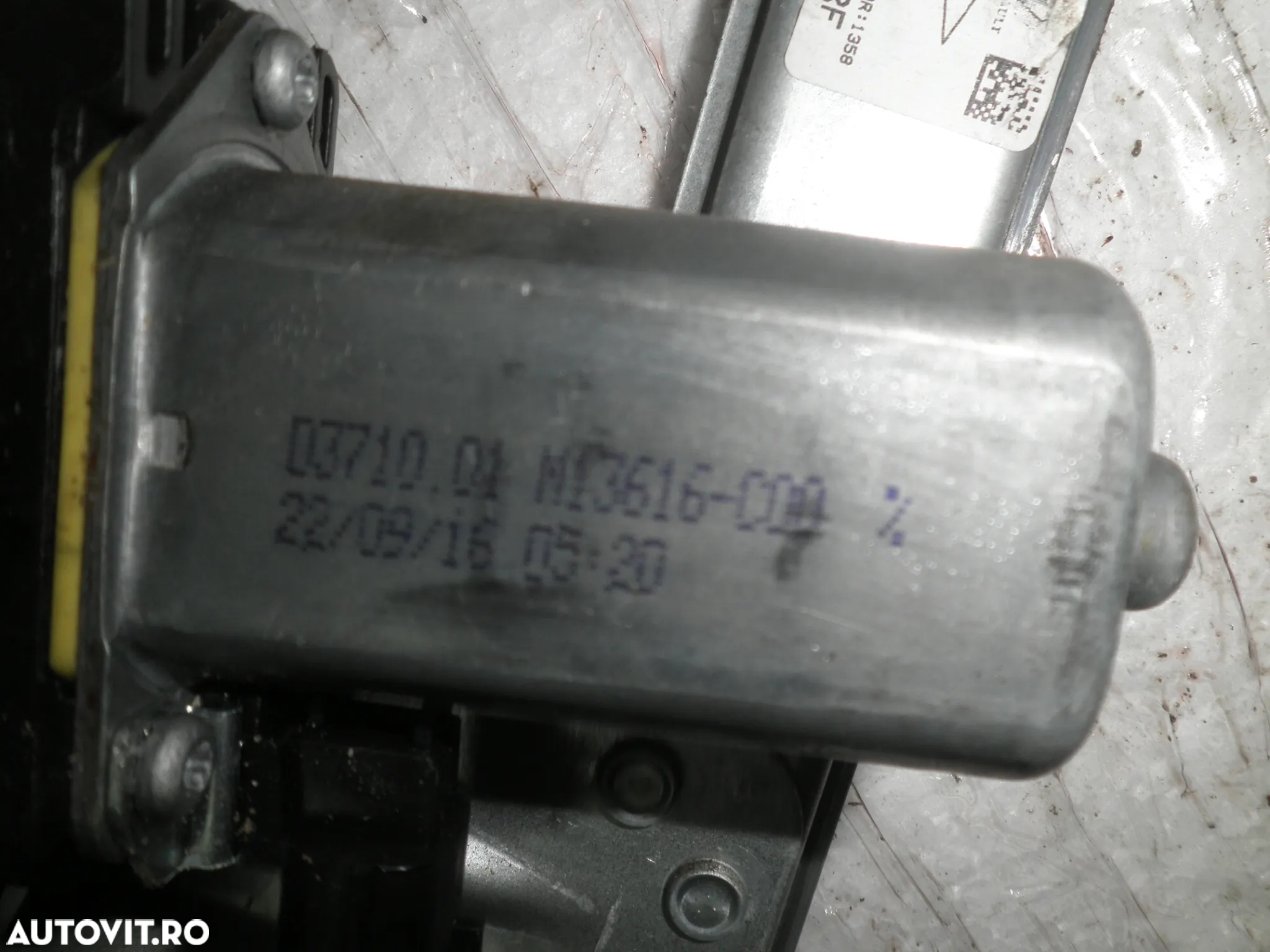 Macara cu motoras geam stanga / dreapta fata / spate Dacia Sandero , Logan , 807209299R - 4
