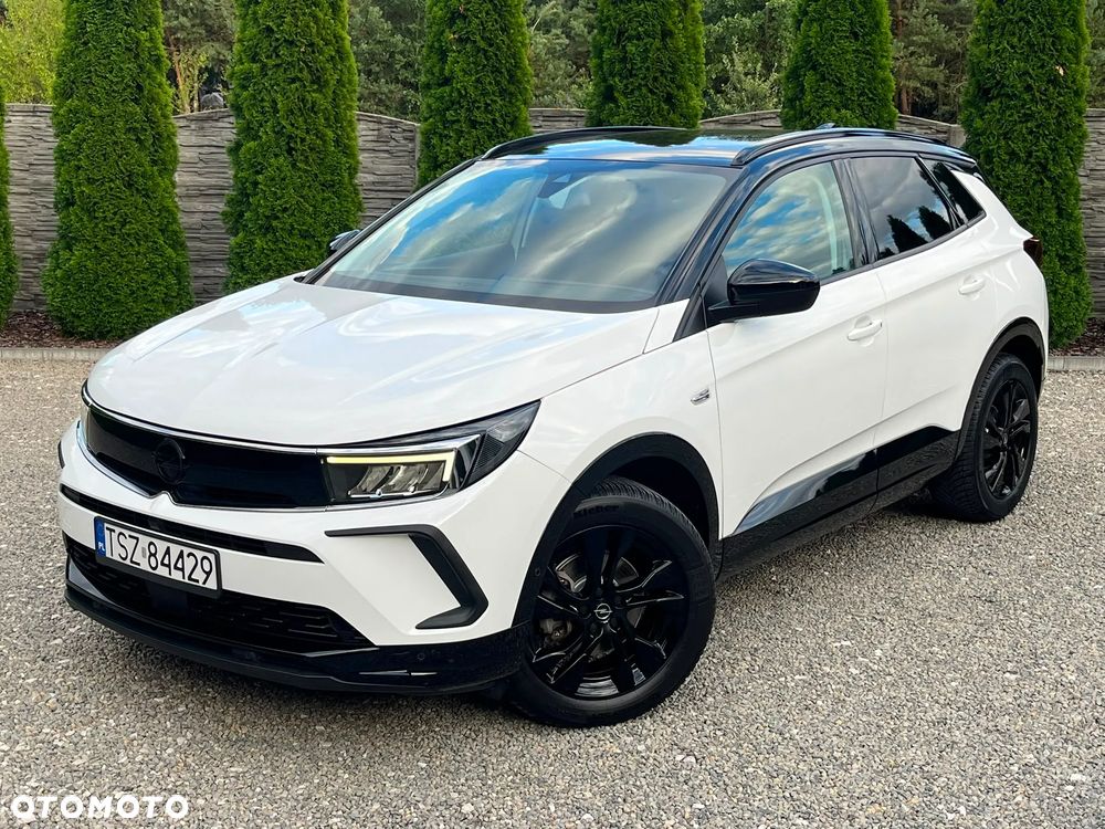 Opel Grandland X 1.2 Start/Stop Automatik INNOVATION - 2