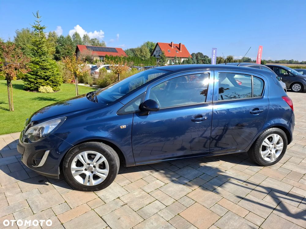 Opel Corsa 1.4 T Cosmo S&S - 11