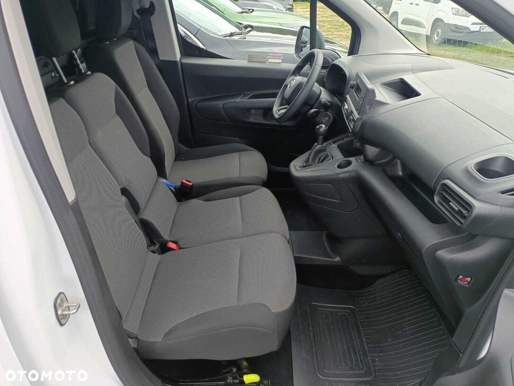 Toyota proace-city - 11