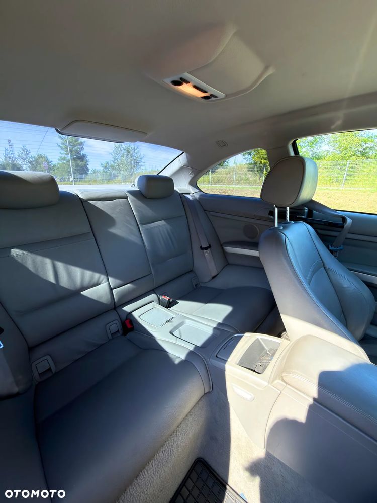 BMW Seria 3 320d - 35