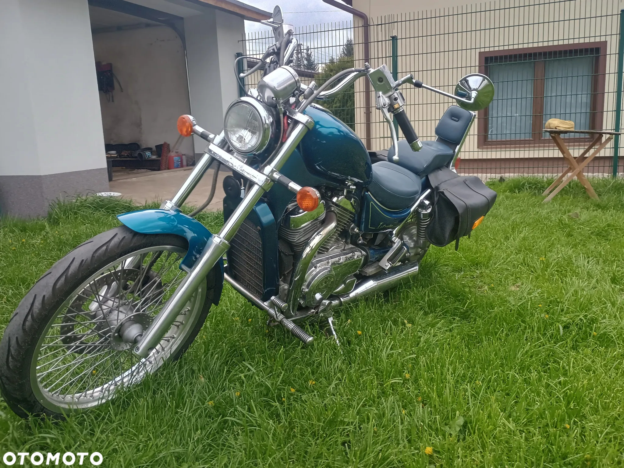 Suzuki VS - 4