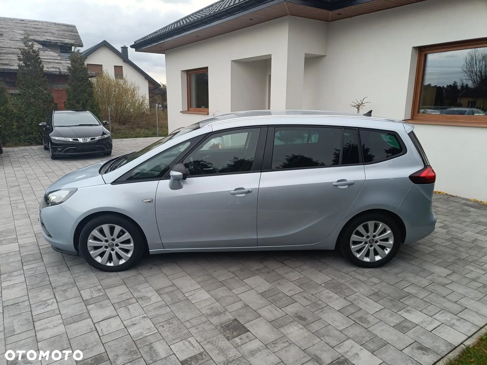 Opel Zafira - 8