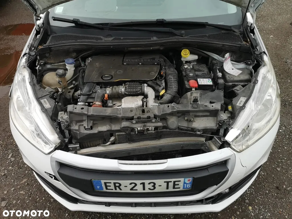 Peugeot 208 1.6 BlueHDi Active S&S - 16