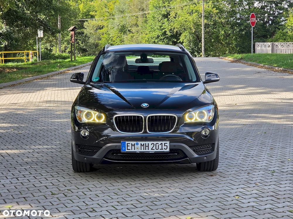 BMW X1 xDrive20d Sport Line - 2
