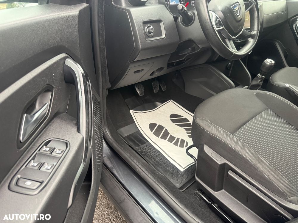 Dacia Duster 1.2 TCe 4WD Prestige jante 17" - 34