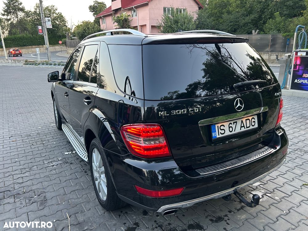 Mercedes-Benz ML 300 CDI BlueEfficiency Aut - 21
