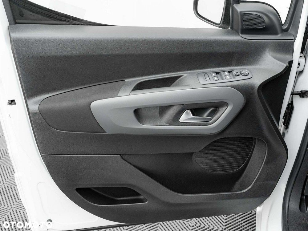 Toyota Proace City Verso 1.5 D-4D Business - 10