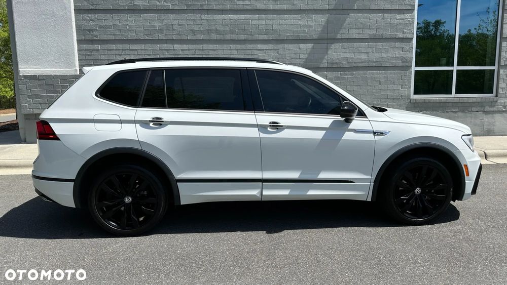 Volkswagen Tiguan - 10