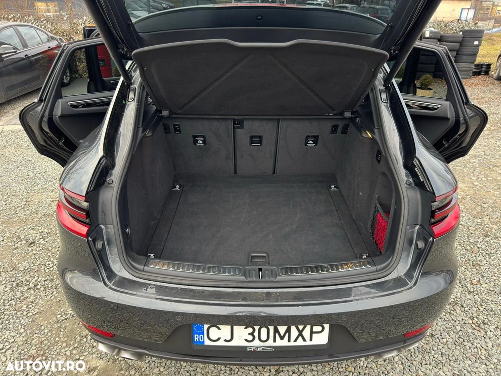 Porsche Macan 3.0 PDK S - 32