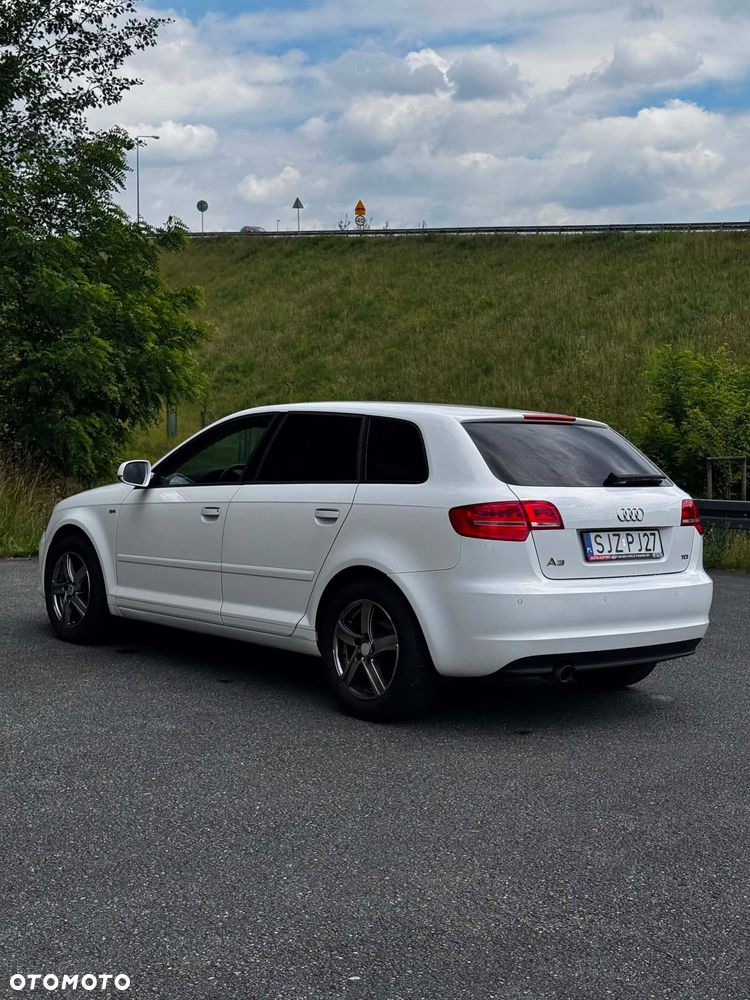 Audi A3 Sportback 1.6 TDI Attraction - 7