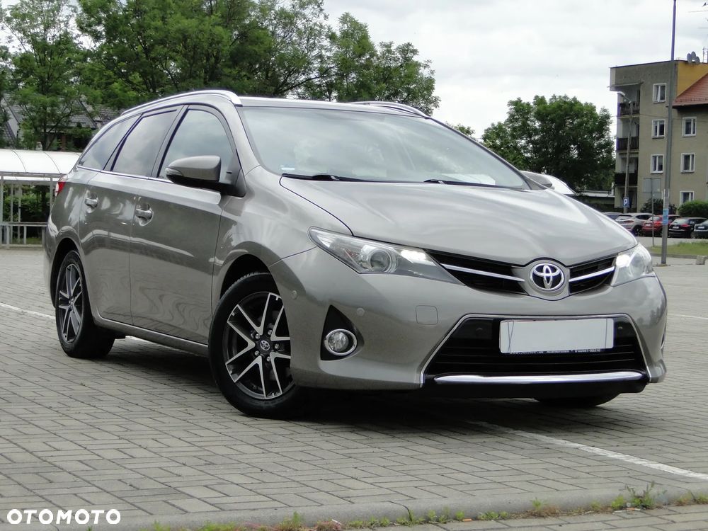 Toyota Auris 2.0 D-4D Prestige - 20