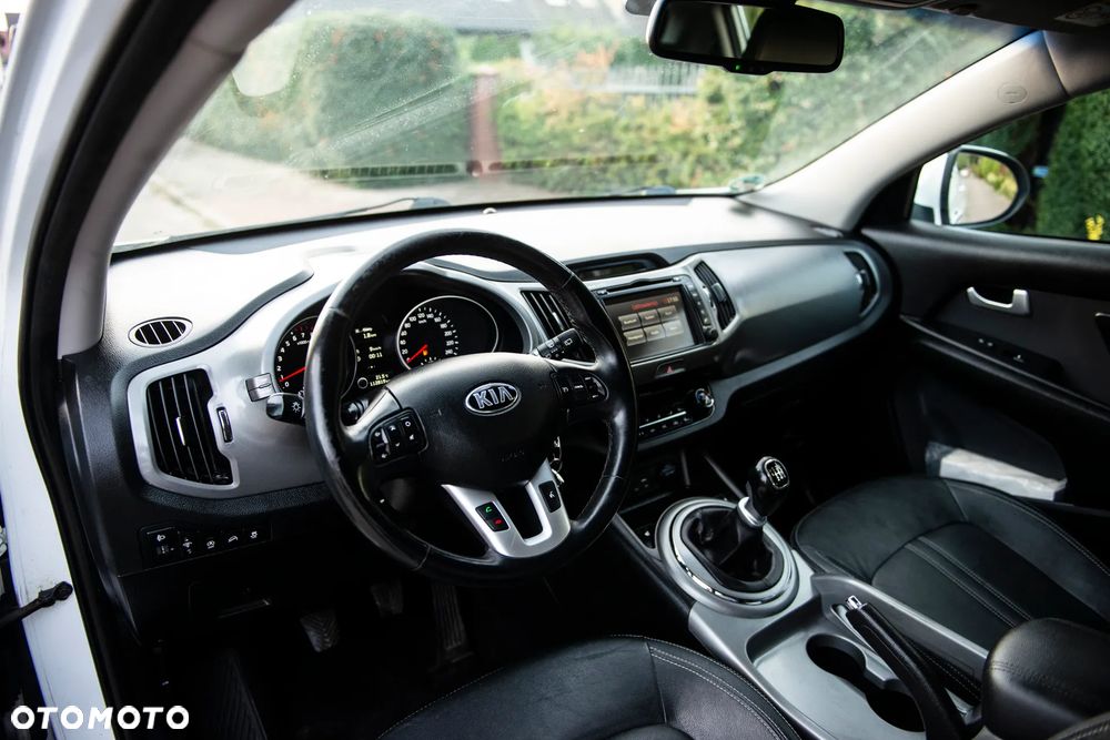 Kia Sportage 1.6 GDI 2WD ISG Dream-Team Edition - 19
