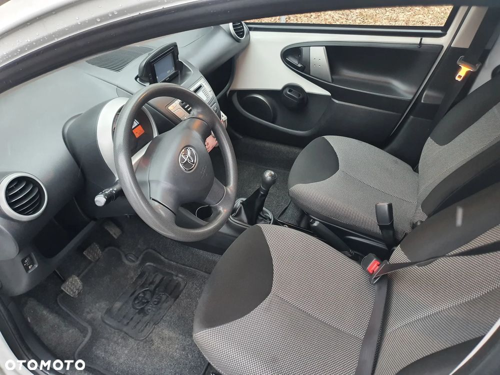 Toyota Aygo - 9