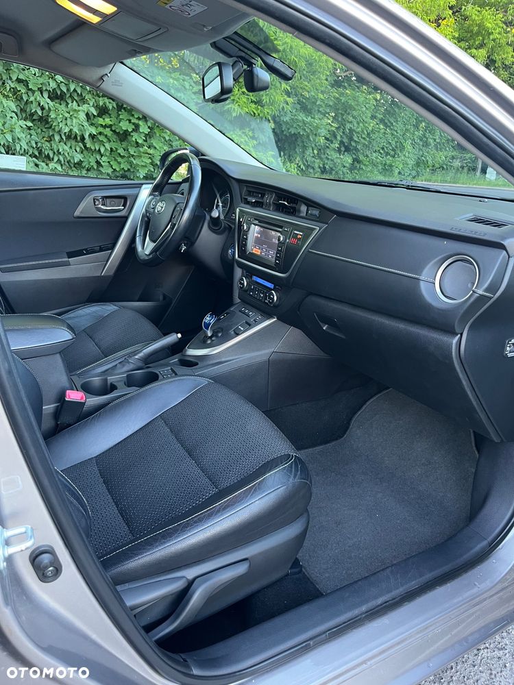 Toyota Auris 1.8 HSD Prestige NAVI - 15