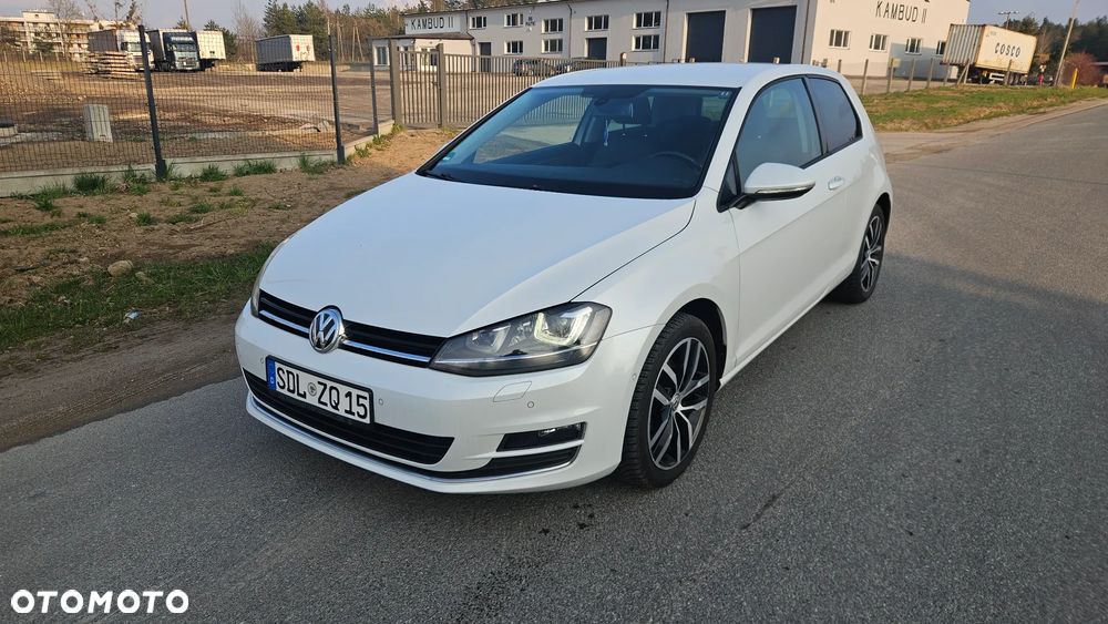 Volkswagen Golf 1.4 TSI DSG Highline - 1