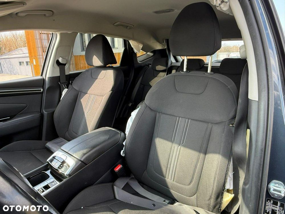 Hyundai Tucson 1.6 T-GDi 48V-Hybrid 2WD DCT Select - 22