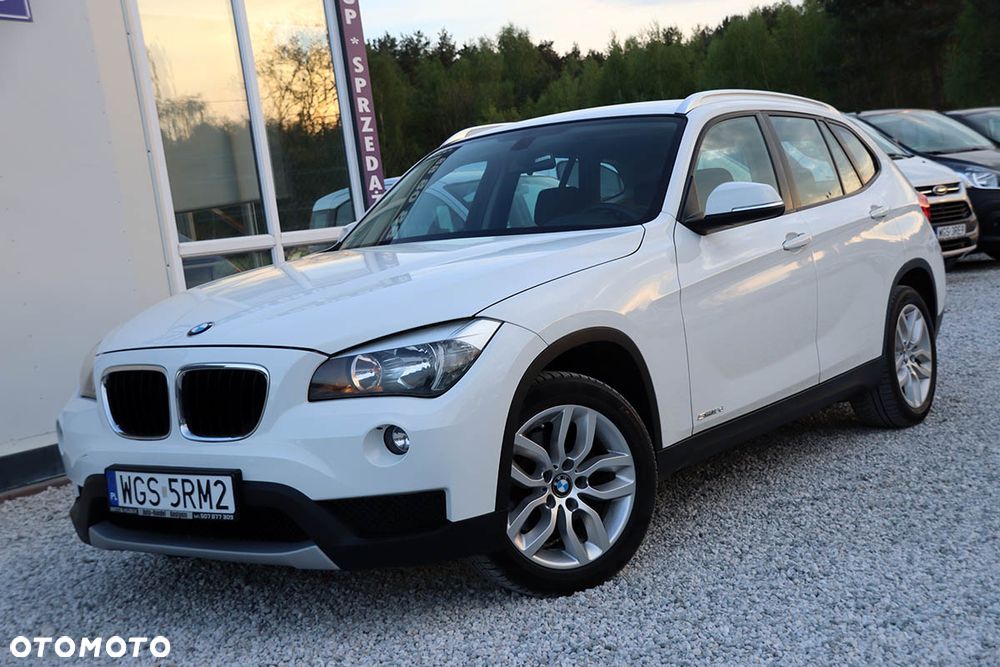 BMW X1 sDrive18d xLine - 12