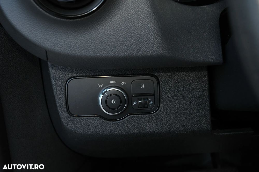 Mercedes-Benz Sprinter - 30