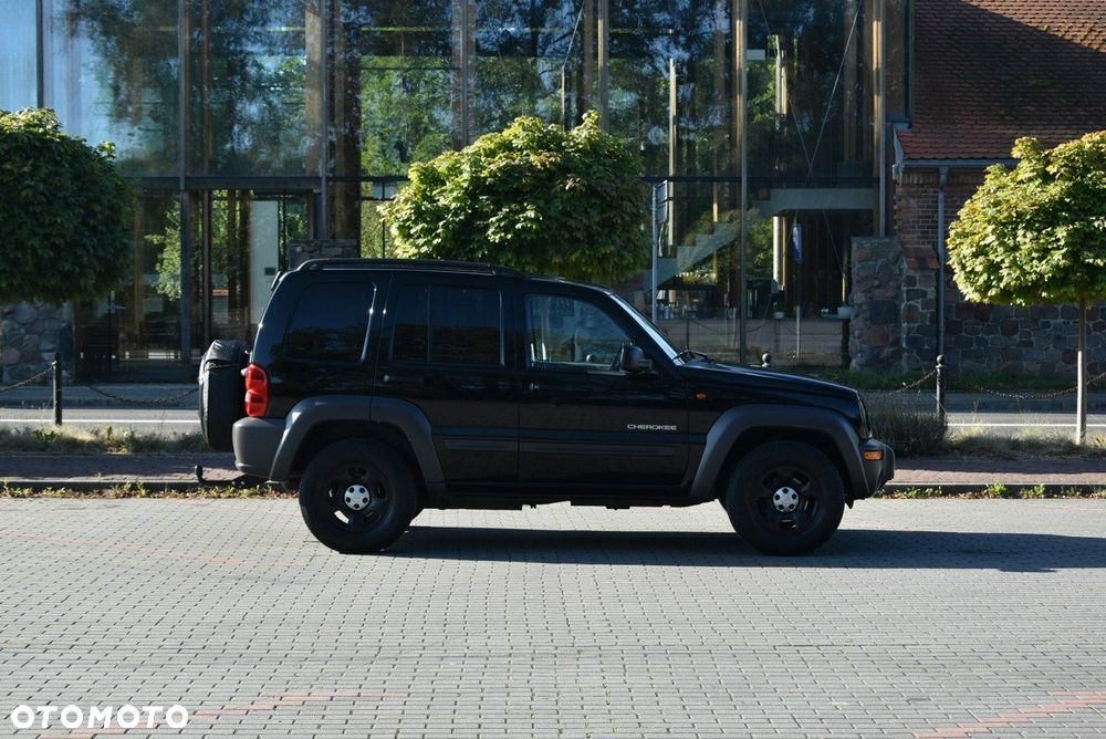 Jeep Cherokee - 9