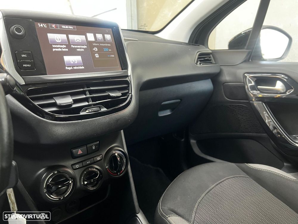 Peugeot 208 1.6 BlueHDi Allure - 32