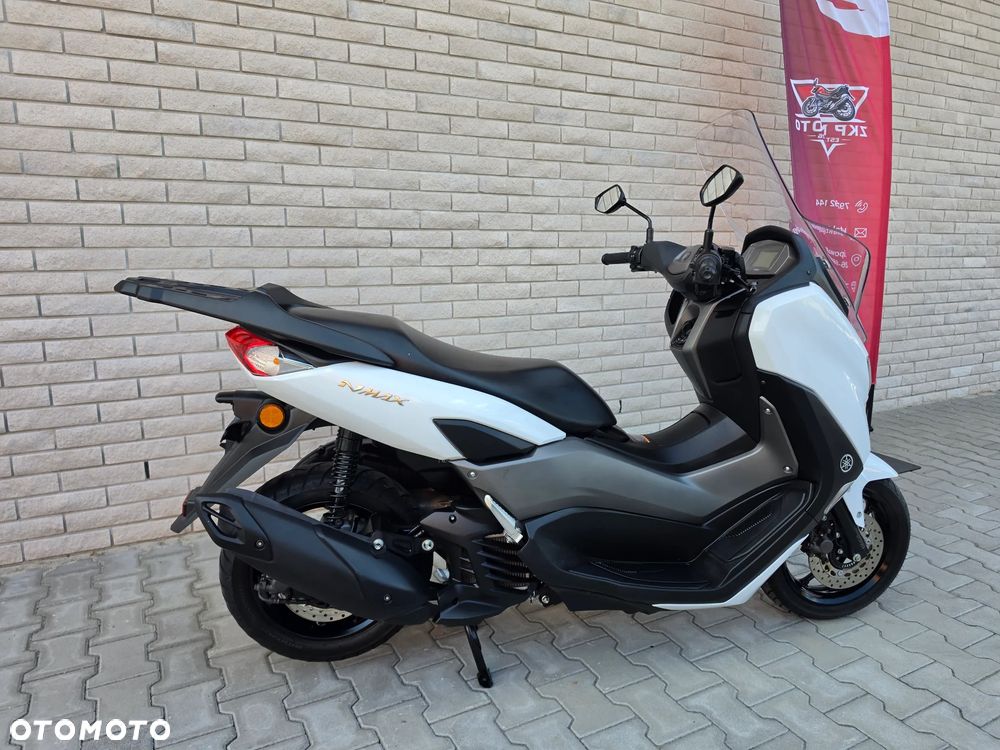Yamaha NMAX - 13