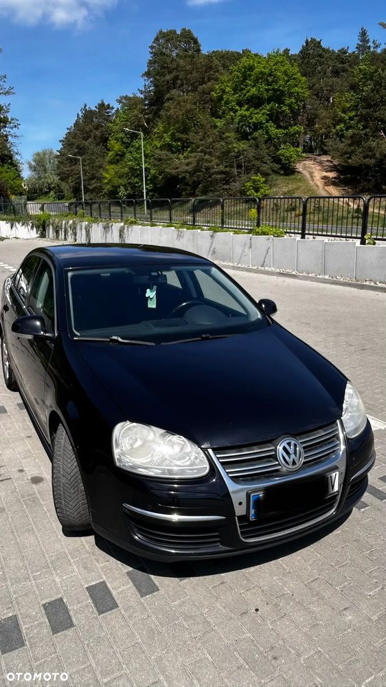 Volkswagen Jetta 1.9 TDI Comfortline - 12