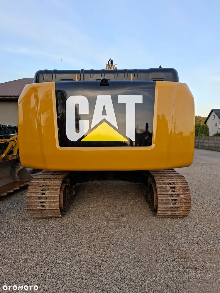 Caterpillar CAT 326 FL - 6