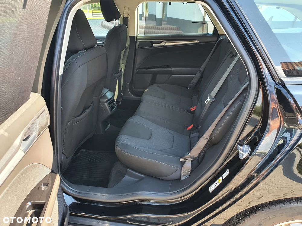 Ford Mondeo 2.0 TDCi ECOnetic Start-Stopp Business Edition - 19