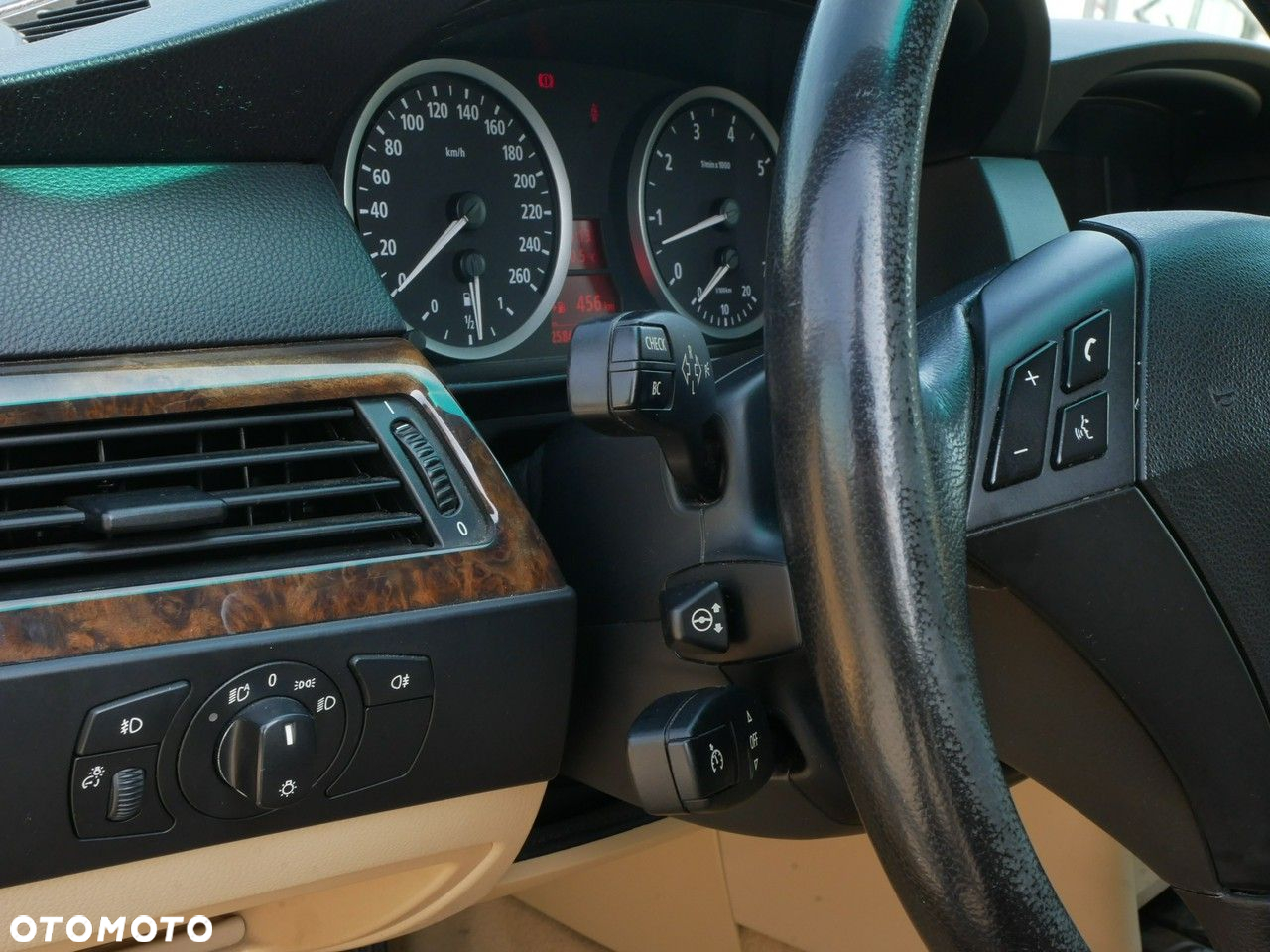 BMW Seria 5 525i - 16