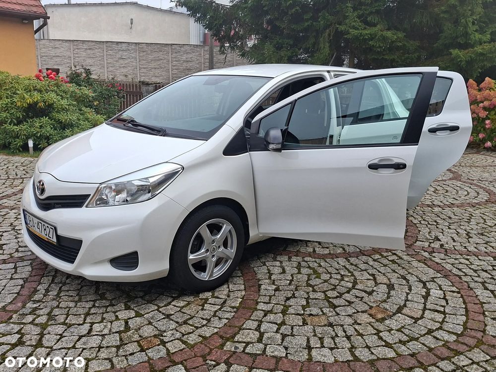 Toyota Yaris 1.0 VVT-i Cool Edition - 4