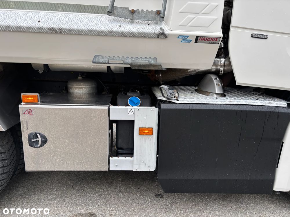 Scania R580 6x4 EURO6 + RETARDER + HEATING BOX + VIBRATOR - 10