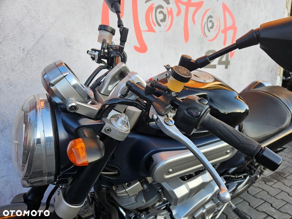Yamaha MT - 9