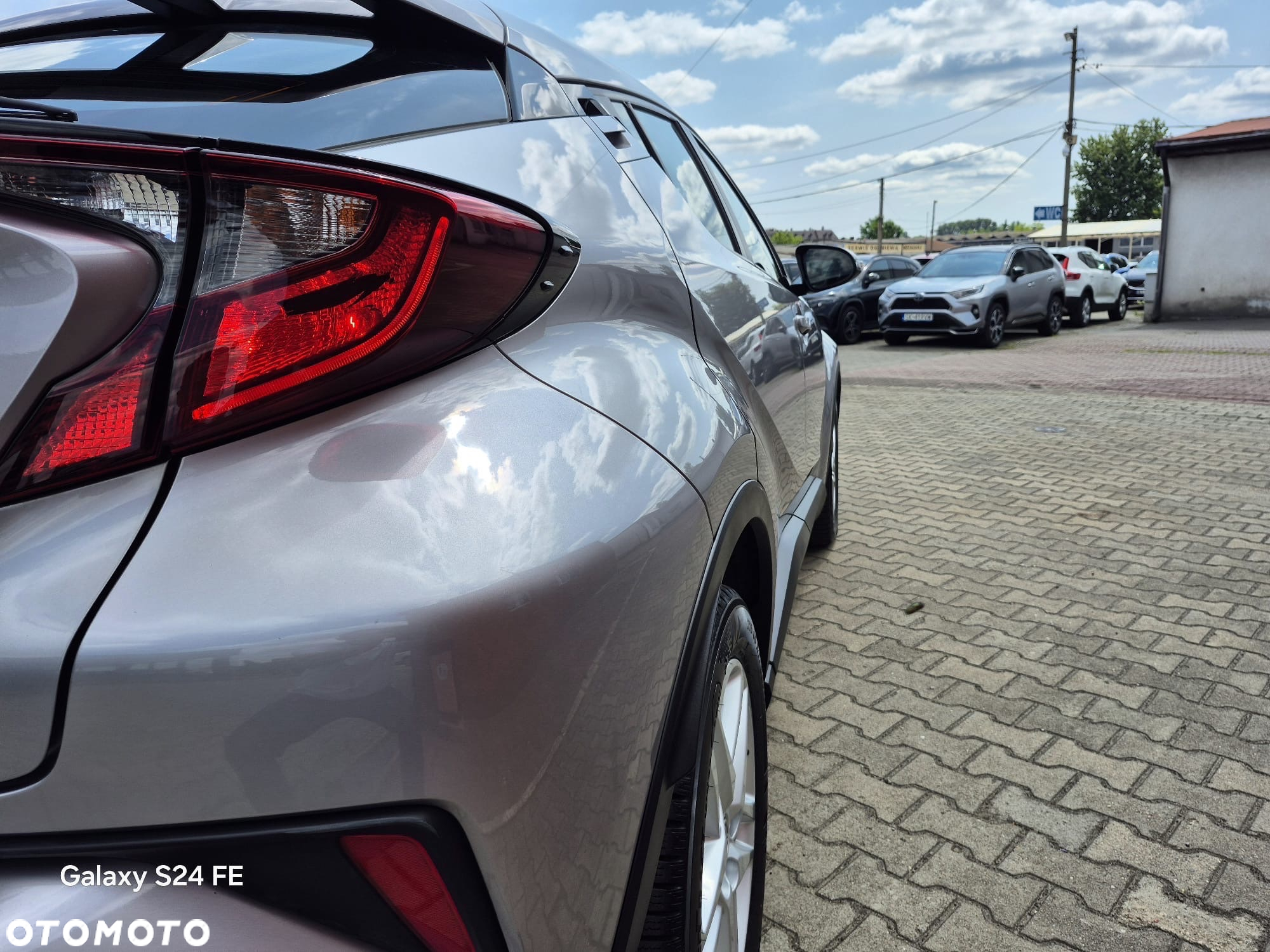 Toyota C-HR - 26