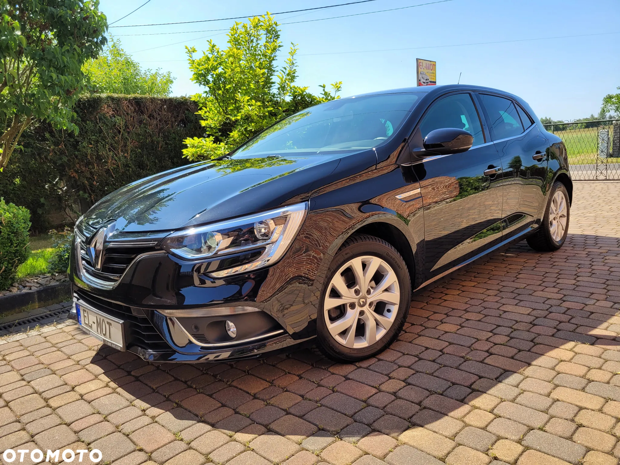 Renault Megane ENERGY TCe 140 EDC LIMITED - 32