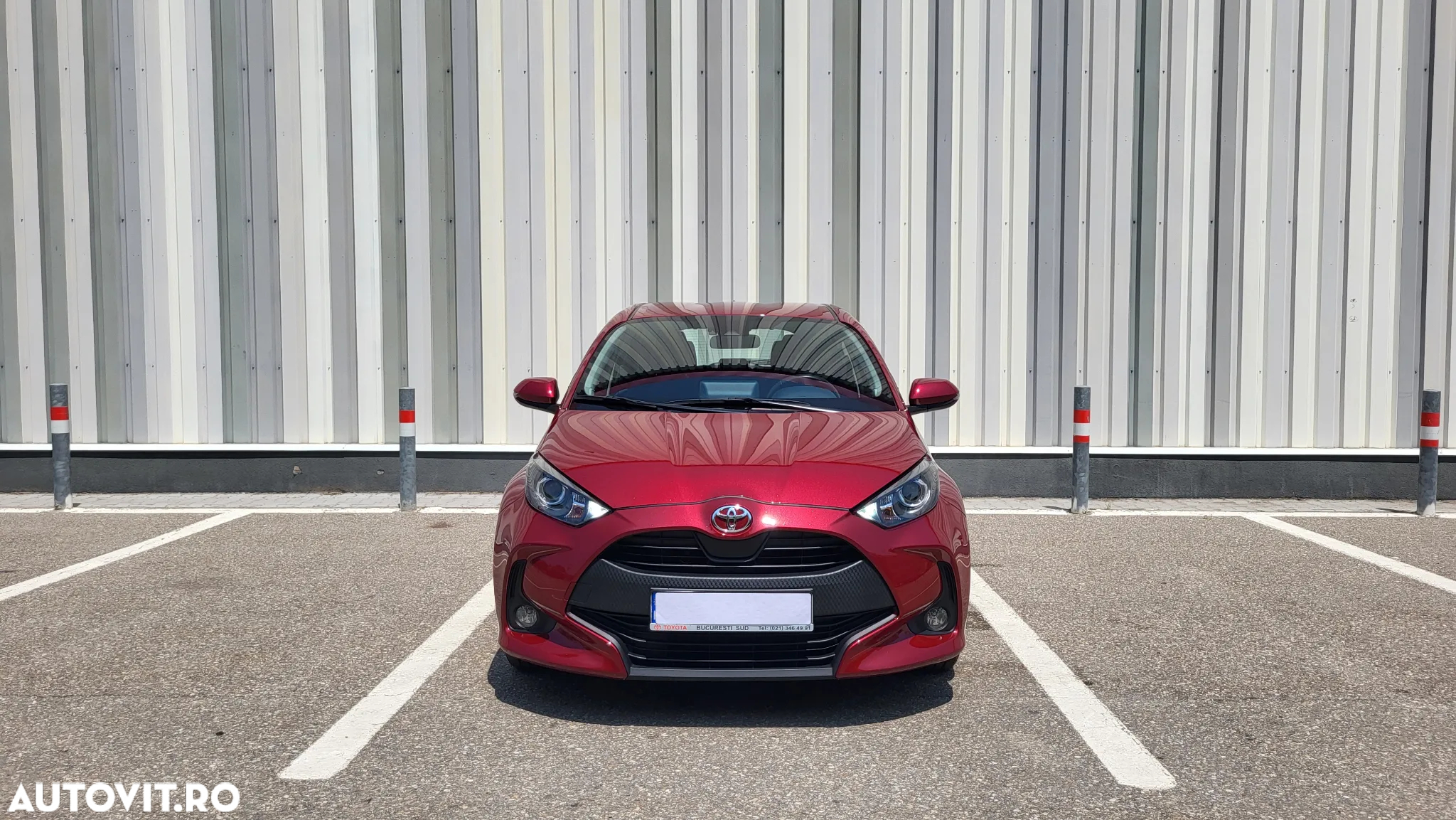 Toyota Yaris 1.5 L CVT Dynamic - 18