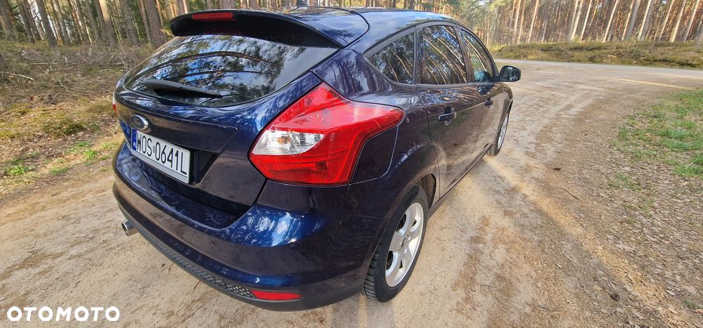 Ford Focus - 25